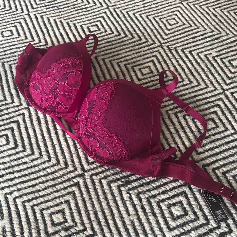 Victoria’s Secret Bombshell Plunge Bra